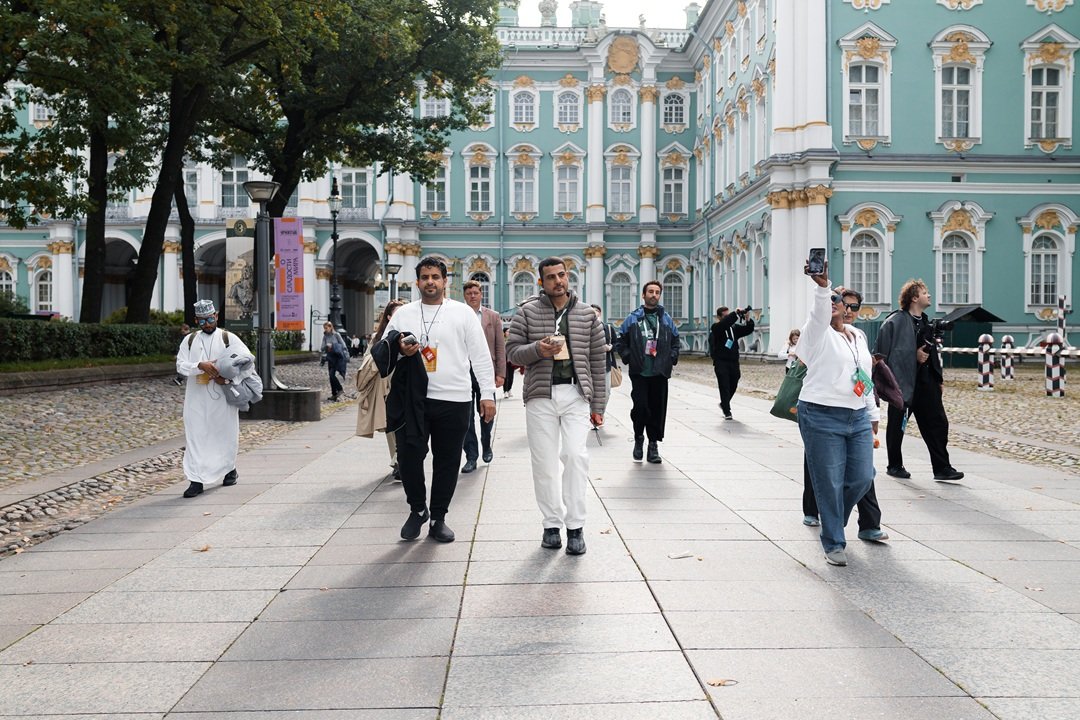 St. Petersburg Hosts Information Tour for Tourism Industry and Media Representatives St. Petersburg Hosts Information Tour for Tourism Industry and Media Representatives